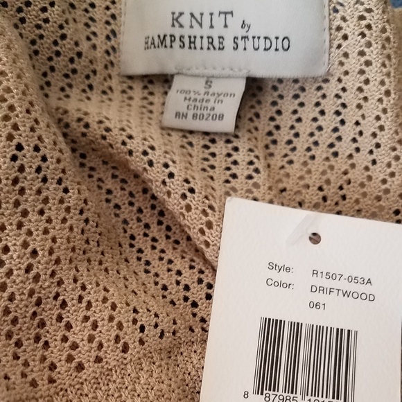 Crochet Open Work 3/4 Sleeve Cropped Cardigan - Picture 3 of 5